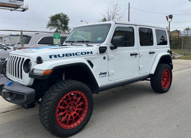 Photo of 2022 White Jeep Wrangler Unlimited 4xe