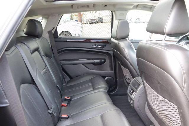 Photo of 2013 Silver Cadillac SRX