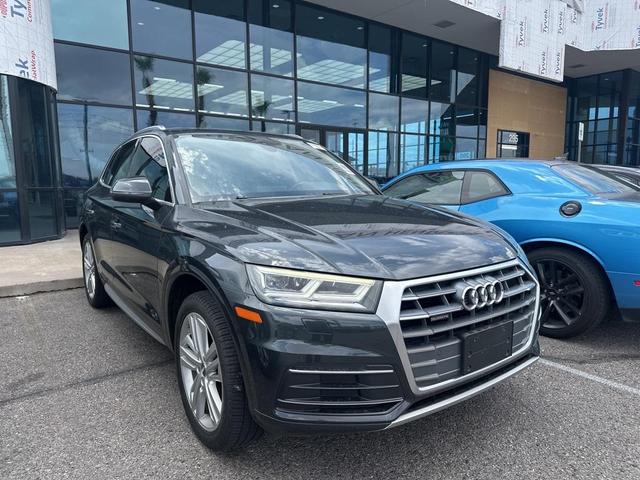 Photo of 2019 Manhattan Gray Metallic Audi Q5