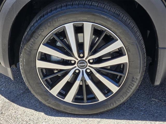 Photo of 2025 Black Nissan Pathfinder