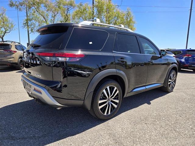 Photo of 2025 Black Nissan Pathfinder