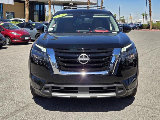 Photo of 2025 Black Nissan Pathfinder