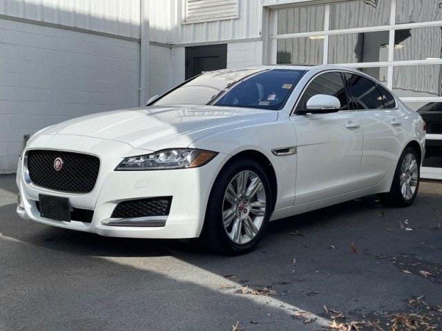 2017 Jaguar XF