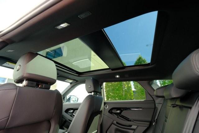 Photo of 2024 Fuji White Land Rover Range Rover Evoque