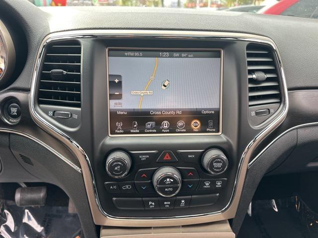 Photo of 2014 Brilliant Black Crystal Pearlcoat Jeep Grand Cherokee
