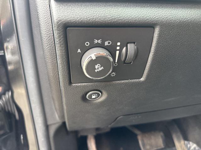 Photo of 2014 Brilliant Black Crystal Pearlcoat Jeep Grand Cherokee