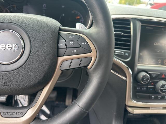 Photo of 2014 Brilliant Black Crystal Pearlcoat Jeep Grand Cherokee