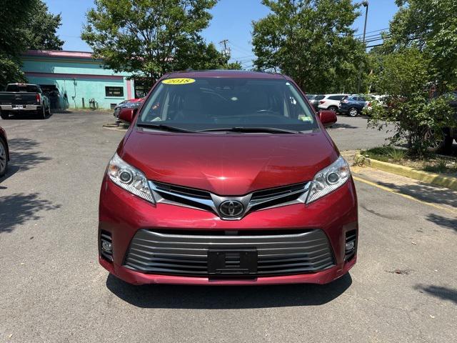 Photo of 2018 Salsa Red Pearl Toyota Sienna