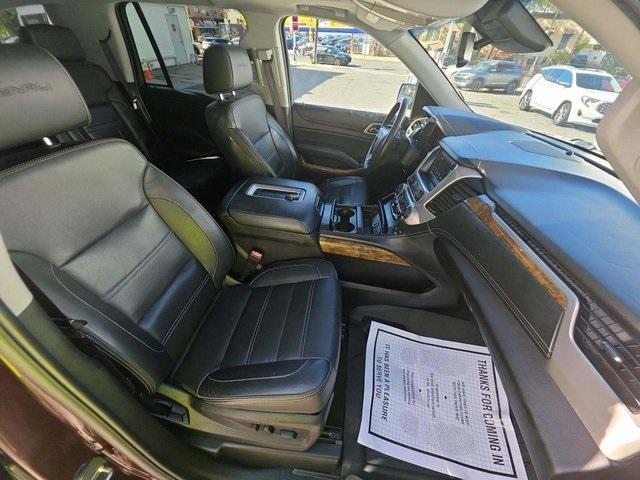 Photo of 2017 Black Cherry Metallic GMC Yukon