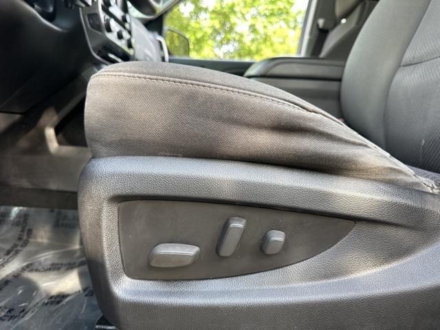 Photo of 2014 Victory Red Chevrolet Silverado 1500