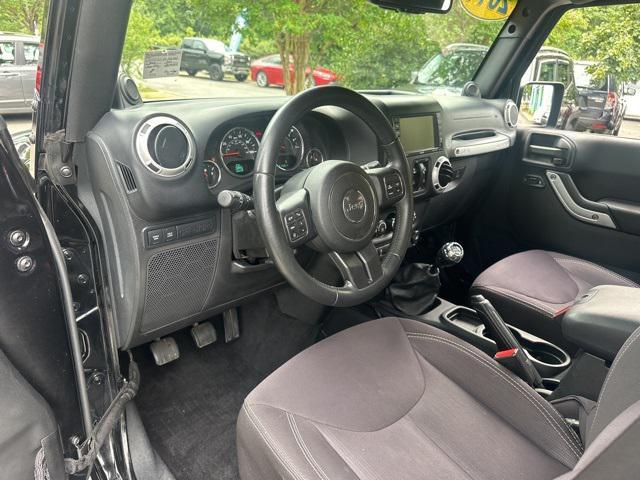 Photo of 2014 Black Clearcoat Jeep Wrangler Unlimited