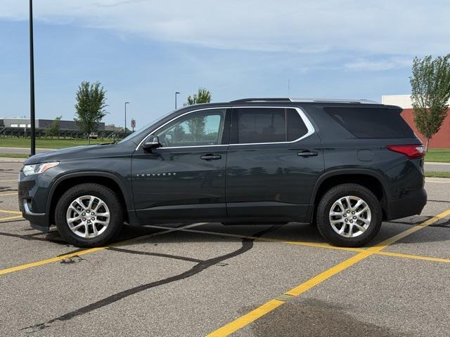 Photo of 2018 Graphite Metallic Chevrolet Traverse