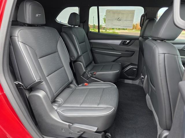 Photo of 2026 cherry red tintcoat Buick Enclave