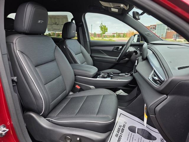 Photo of 2026 cherry red tintcoat Buick Enclave