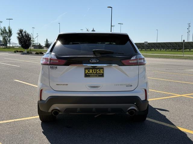 Photo of 2020 Star White Metallic Tri-Coat Ford Edge