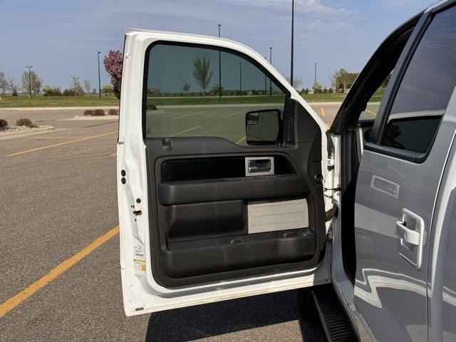 Photo of 2012 Oxford White Ford F-150