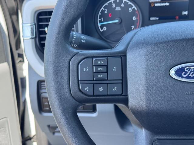 Photo of 2023 Oxford White Ford F-350