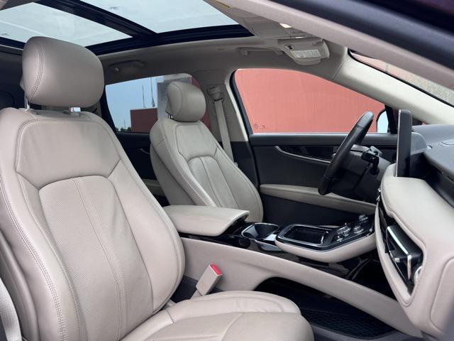 Photo of 2021 Burgundy Velvet Lincoln Nautilus