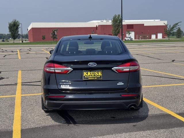 Photo of 2019 Agate Black Ford Fusion