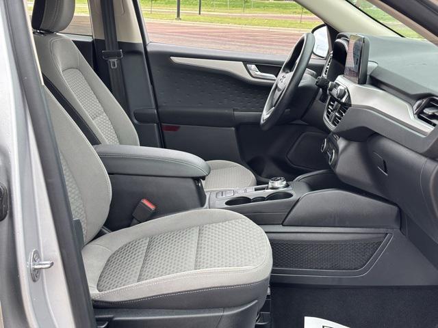 Photo of 2020 Ingot Silver Ford Escape