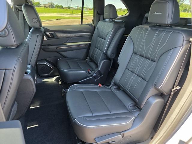 Photo of 2025 Gray Metallic Buick Enclave