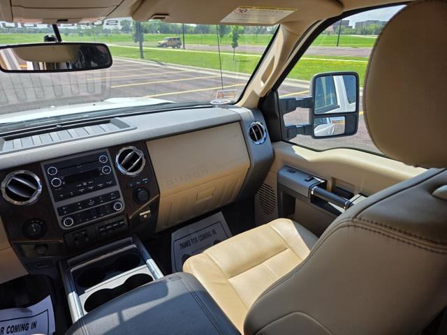 Photo of 2012 White Platinum Metallic Tri-Coat Ford F-350