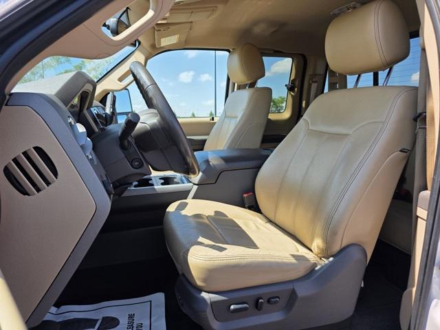 Photo of 2012 White Platinum Metallic Tri-Coat Ford F-350