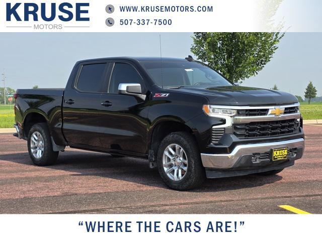 Photo of 2023 Black Chevrolet Silverado 1500