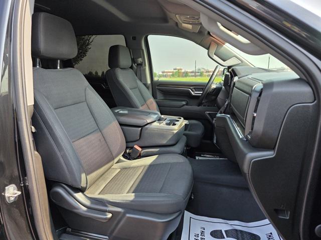Photo of 2023 Black Chevrolet Silverado 1500