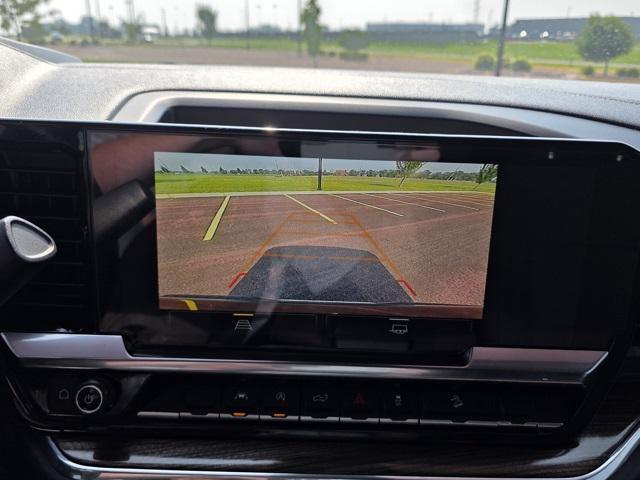 Photo of 2023 Black Chevrolet Silverado 1500