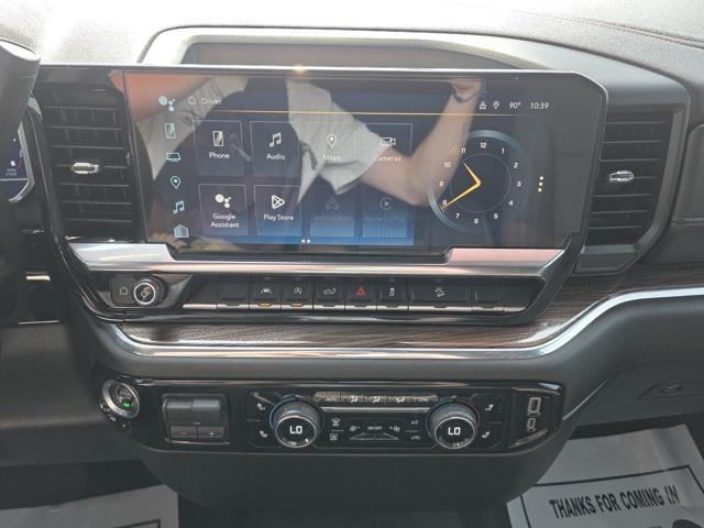 Photo of 2023 Black Chevrolet Silverado 1500