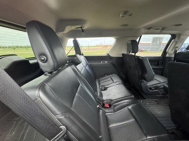 Photo of 2022 Iconic Silver Metallic Ford Expedition Max