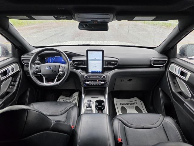 Photo of 2020 Star White Metallic Tri-Coat Ford Explorer