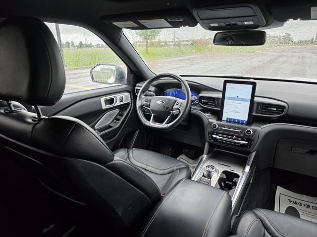 Photo of 2020 Star White Metallic Tri-Coat Ford Explorer