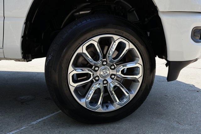 Photo of 2020 Bright White Clearcoat RAM 1500