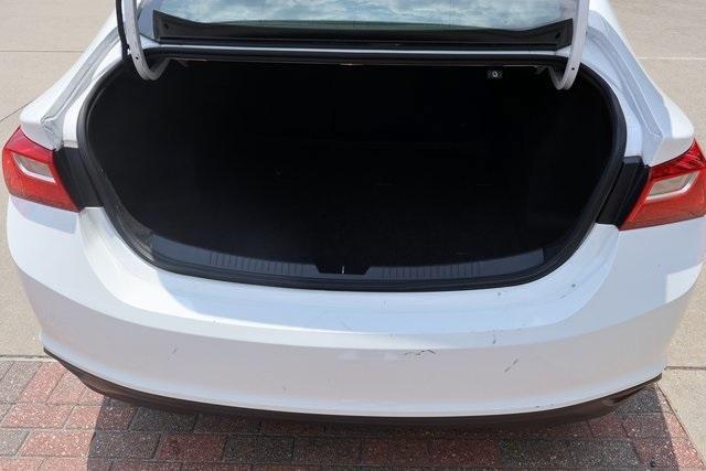 Photo of 2023 Summit White Chevrolet Malibu