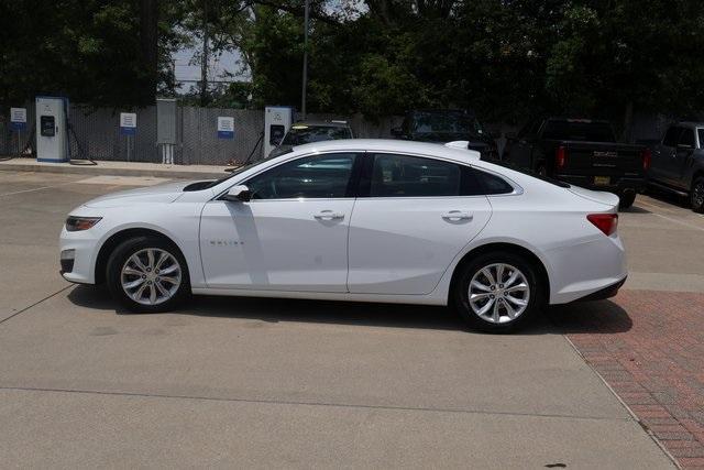 Photo of 2023 Summit White Chevrolet Malibu