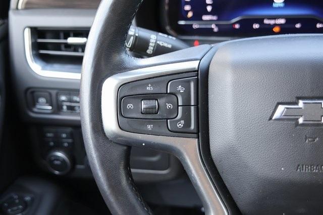 Photo of 2022 Black Chevrolet Suburban
