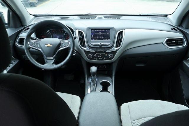 Photo of 2023 Mosaic Black Metallic Chevrolet Equinox