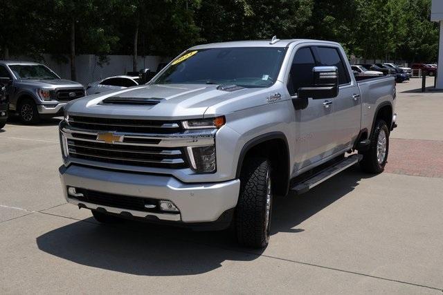 Photo of 2023 Silver Ice Metallic Chevrolet Silverado 3500