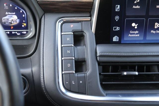 Photo of 2023 Summit White Chevrolet Tahoe