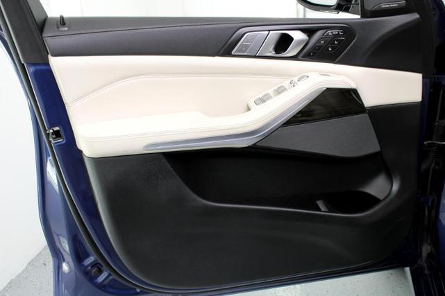 Photo of 2019 Blue BMW X7