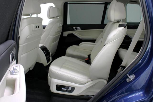 Photo of 2019 Blue BMW X7