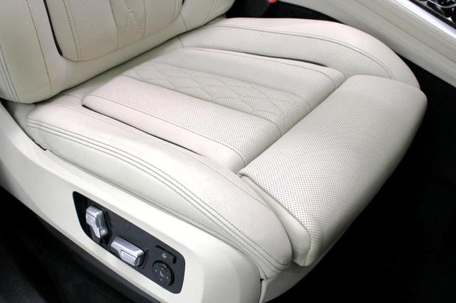 Photo of 2019 Blue BMW X7