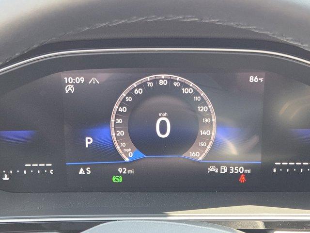 Photo of 2025 Pure White Volkswagen Jetta