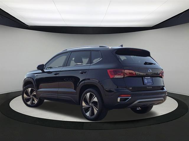 Photo of 2023 Deep Black Pearl Effect Volkswagen Taos