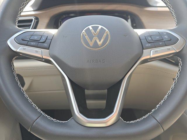 Photo of 2026 Opal White Pearl Volkswagen Atlas
