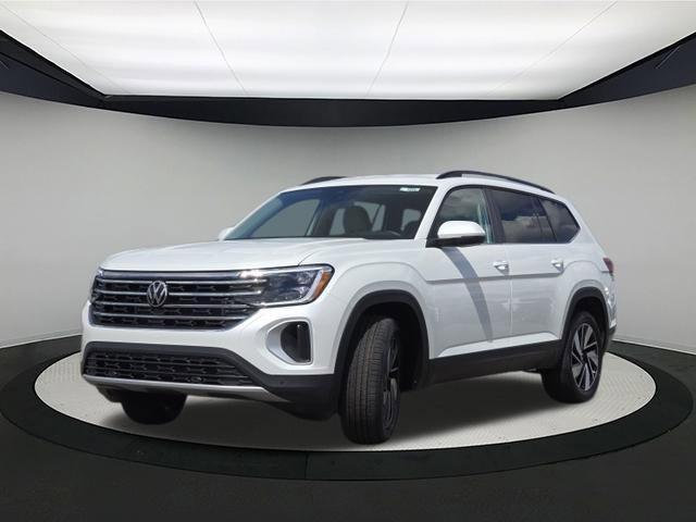 Photo of 2026 Opal White Pearl Volkswagen Atlas