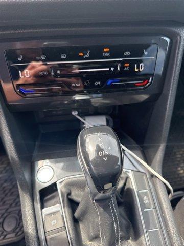 Photo of 2022 Platinum Gray Metallic Volkswagen Tiguan