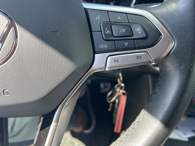 Photo of 2023 Pure White Volkswagen Jetta